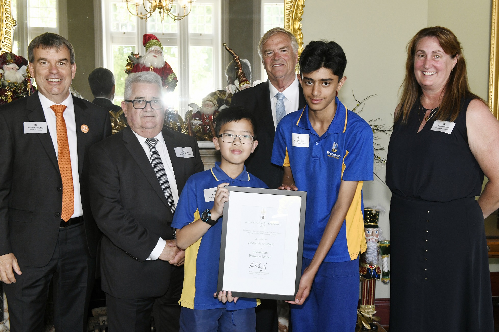 Brookman receiving Governor school STEM award
