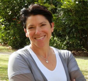 Dr Myra Keep