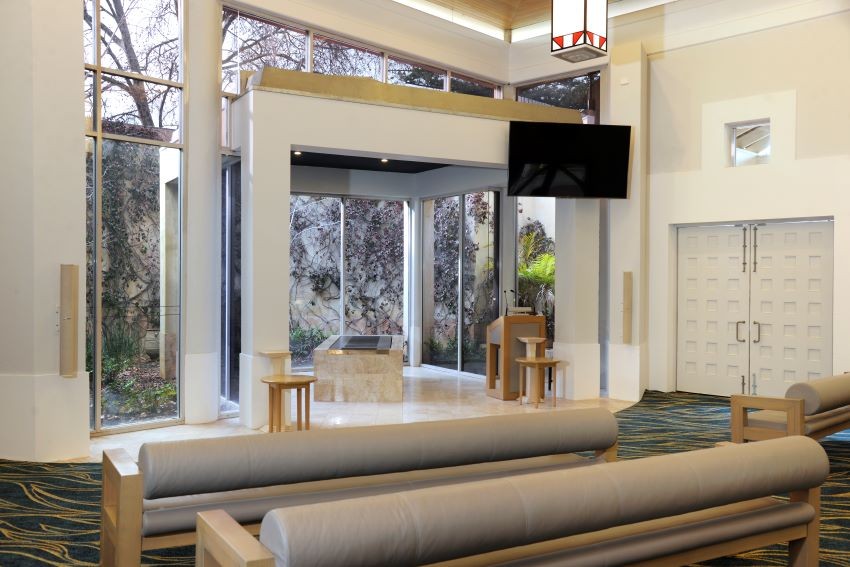 the Brown Chapel is a mid sized chapel