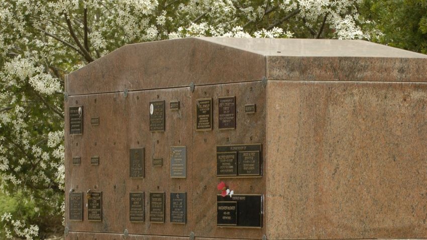 Granite Niche Wall at Rockingham Regional Memorial Park